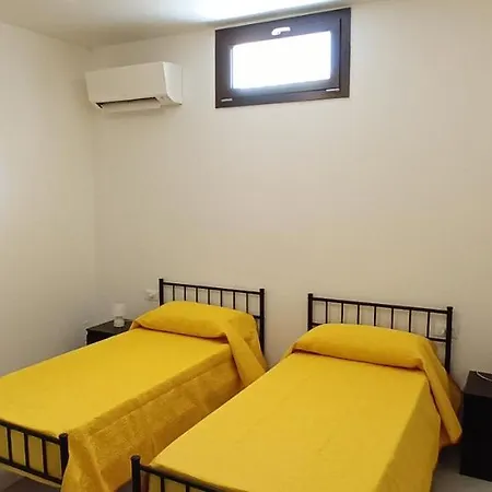 Palazzo Ds 아파트 카스텔라마레델골포